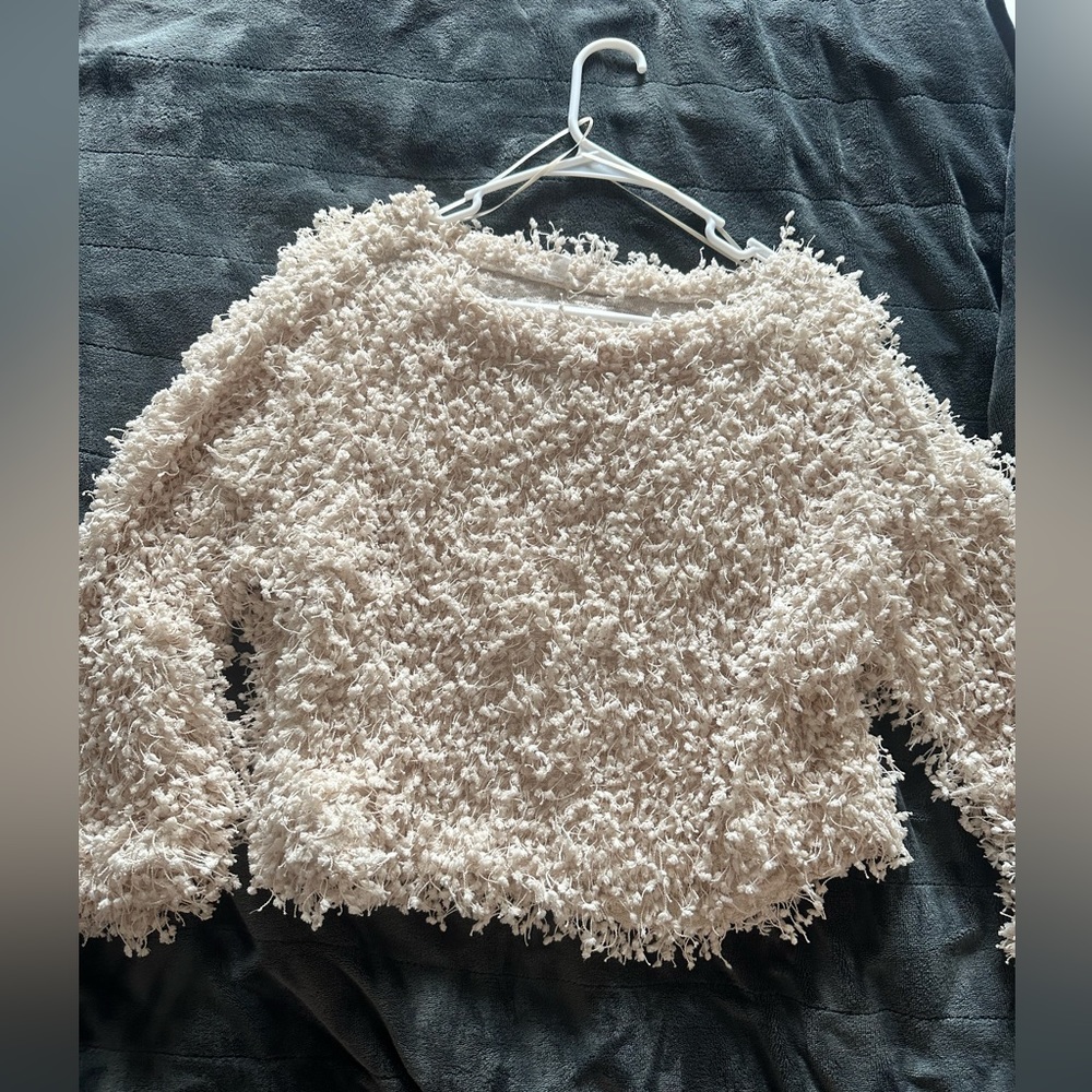 Women’s Sweater